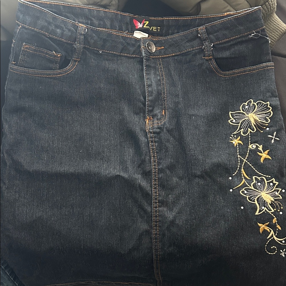 ♥️ Vintage Y2K Boho Hippie Gypsy Embroidered Floral Stretch Denim Skirt